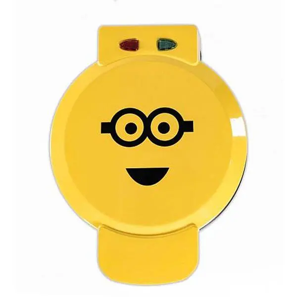 Uncanny Brands Minions Kevin Waffle Maker - Minion on Your Waffles