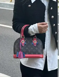 Pre-owned Louis Vuitton shell bag