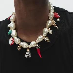 Fashionable Baroque style imitation pearl necklace, alloy heart-shaped ceramic small fish conch and other pendants, suitable for men and women to wear, suitable for daily wear and gatherings