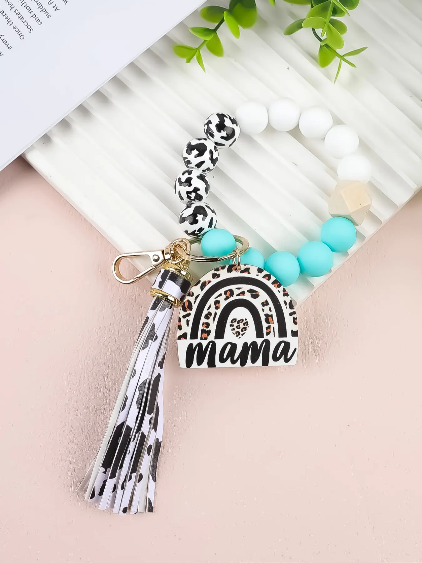 Mama Theme Rainbow Beaded Wrist Keychain, Keychain Wristlet, Keychain For Bags, Leopard Print Design, Perfect Gift for Mom, Friends, Mother's Day Present