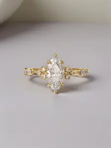 1PC Fashion Style Diamond Elegant Horse Eye Women's Ring Solitaire Halo Ring Suitable for Daily Versatile Banquet Party Holiday Gift