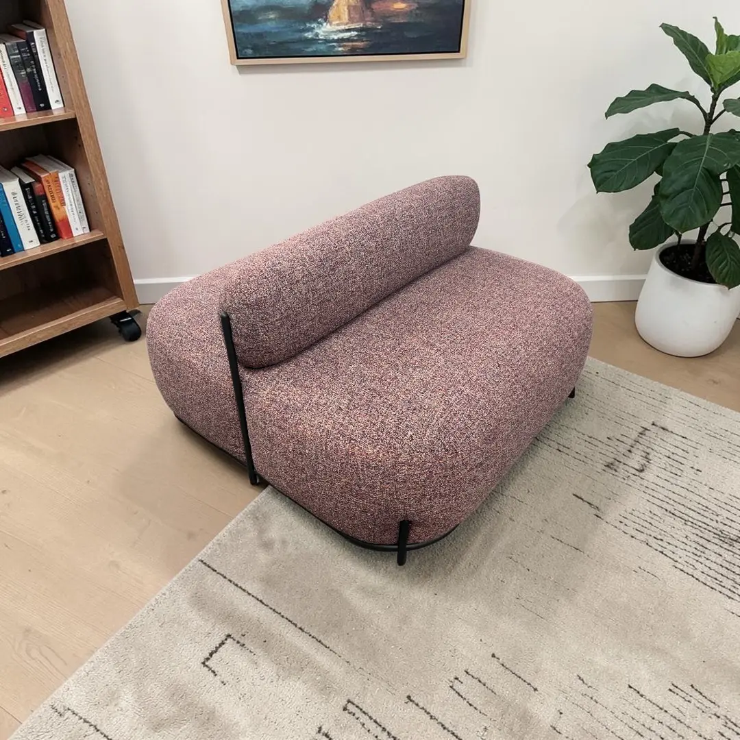 Design Public Globb Quadrupe Pouf with Backrest