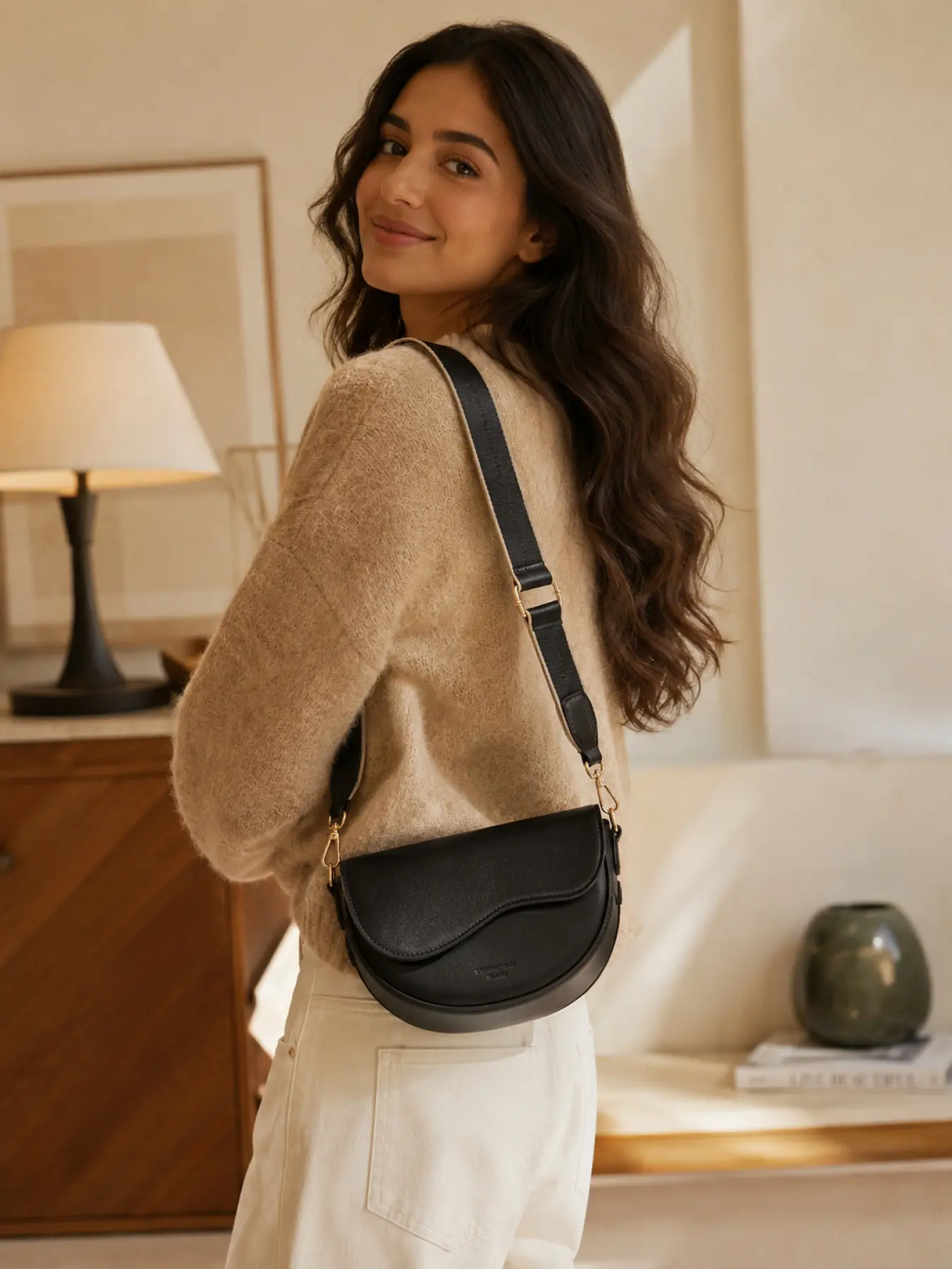 Stylish Saddle Bag for Women Retro Wide Strap Crossbody Purse Fashion Minimalist Shoulder Handbag Chic Crossbody Bag for Everyday Use Travel Vacation Office Shopping Party Matching Christmas Halloween Valentine Birthday Gift for Wife Mom Girlfriend