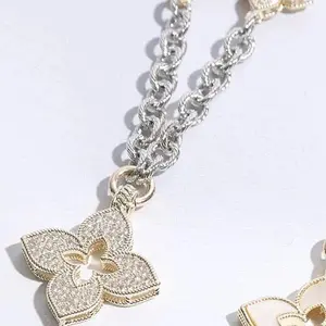 Clover Pave Clover Mop Gold Necklace with Elegant Flower Pendant and Durable Chain for Everyday Wear