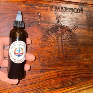 4oz de Salsa Negra Marisquera