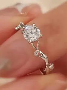 1 Piece Elegant Rhinestone Decorated Solitaire Ring for Women & Girls, Fashion Jewelry for Party, Daily Clothing Decor, Trendy All-match & Exquisite Jewelry for Birthday Gift