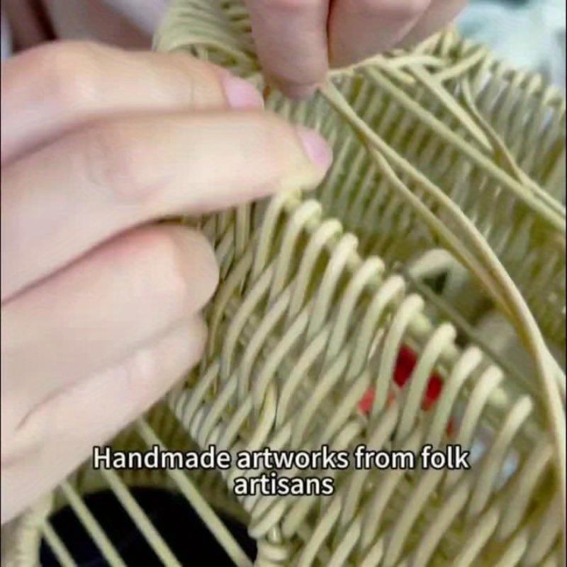 Christmas Creative Wicker Gift Box Packaging, Gift Basket, Baked Cookie Candy Snowflake Treats, Perfect Handmade Holiday Present