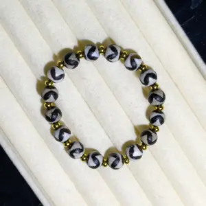 Selected Bracelet – Clean Design for Everyday Wear-M064