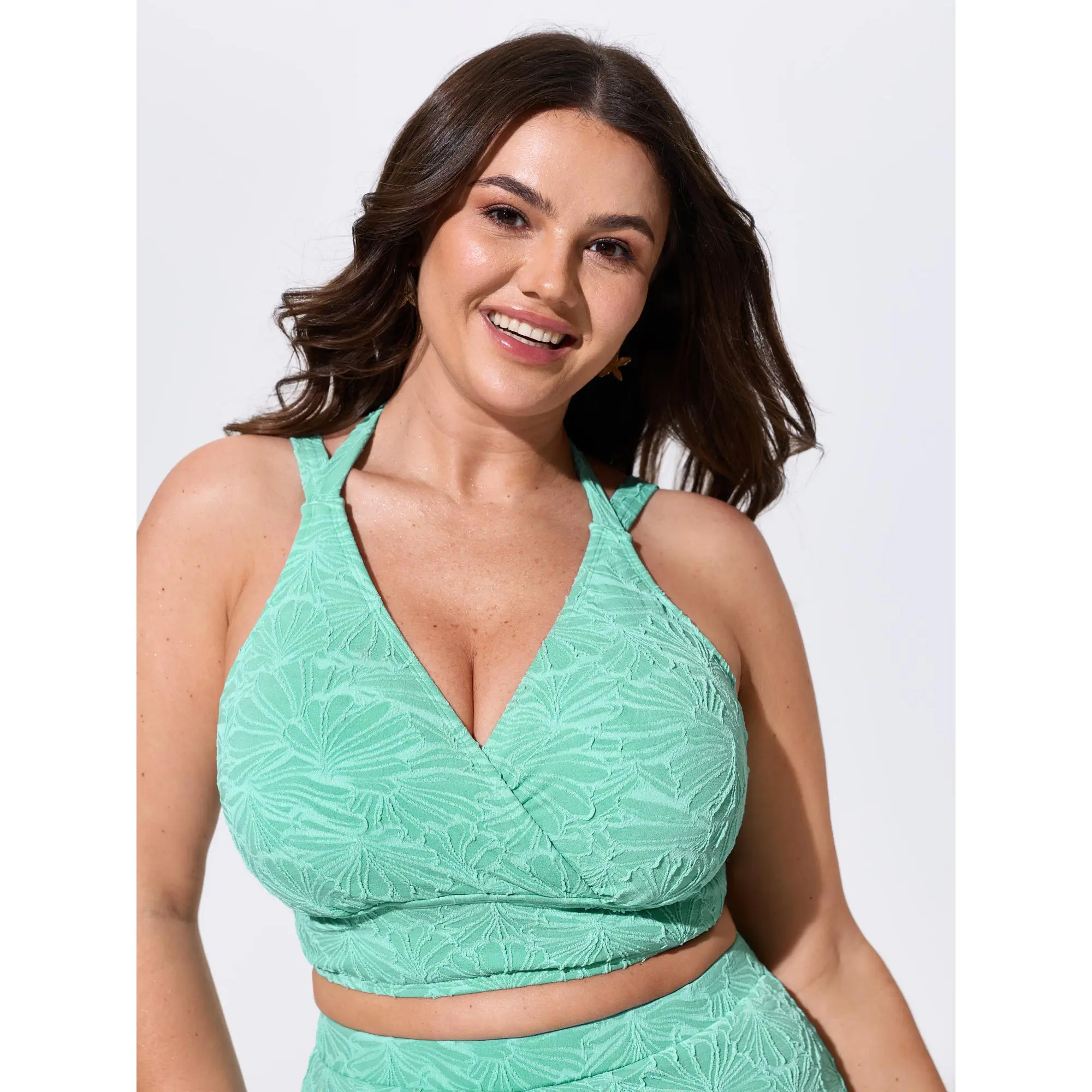 BloomChic Plus Size Emerald Solid Cable Knit Halter Neck Bikini Top with Lace-Up and Adjustable Straps,Plussize,Summerfinds, Bikini Swimwear, Beach Swimsuit, Bathing Suit Bikini