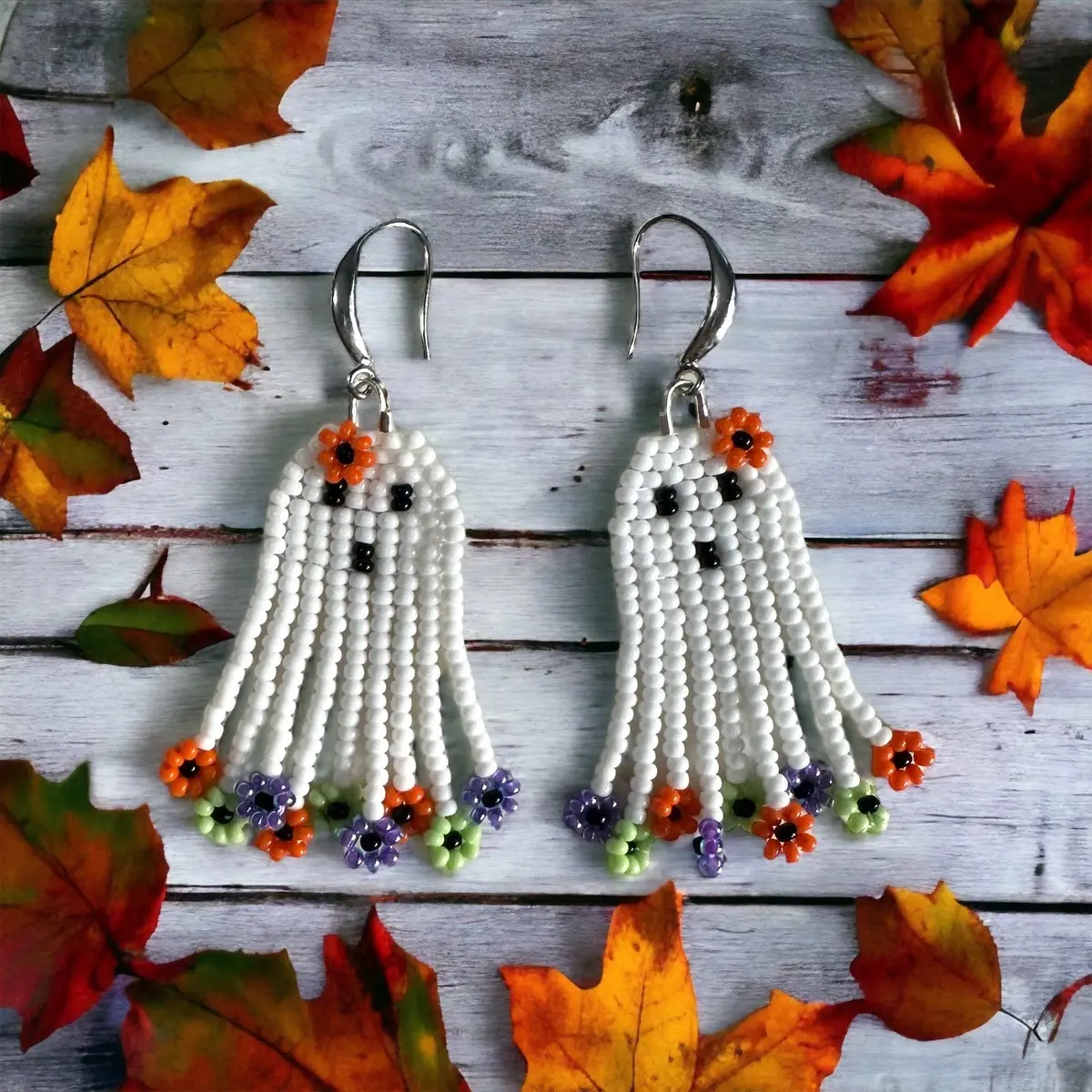 Handmade Beaded Ghost Earrings, Flower Ghost Earrings, Beaded Ghost Earrings, Spring Flower Earrings, Pastel Goth Jewelry, Spring trends, Spooky Jewlery