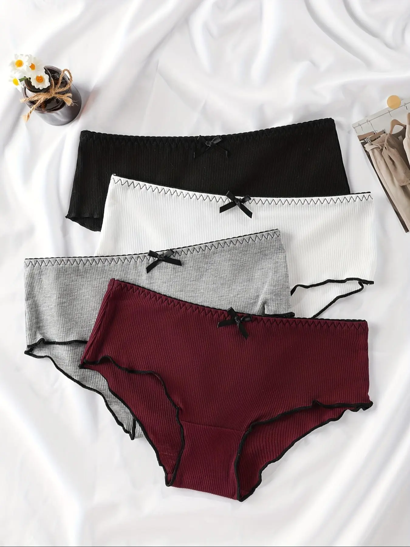 Women's Solid Color Panty, Fashion Comfy Underwear, Casual Soft Panties, Soft Comfy Breathable Knicker for Daily Wear, Underwear for All Seasons
