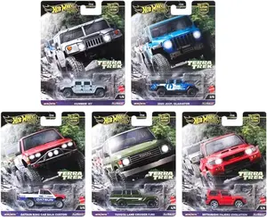 Hot Wheels Terra Trek Off-Road Collection, 5 Die-Cast Cars Set, Hummer H1, Jeep Gladiator, Datsun King Cab, Toyota Land Cruiser, Mitsubishi Pajero FPY86-961C
