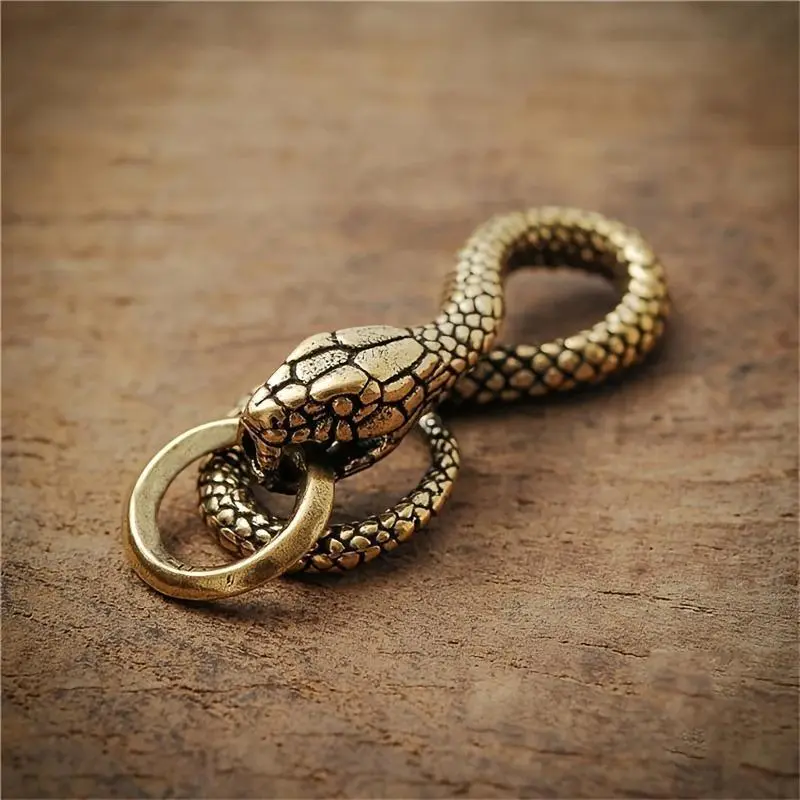 Snake keychains pendants vintage brass animal python waist buckle punk men women  key chain rings