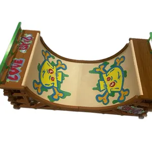 Half Pipe Finger Skateboard Set with Fun Skull Graphics and Wooden Construction for all ages