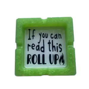 Ashtray Green and White 'If You Can Read This Roll Up' for Gardeners - 4x4in Resin with Green Rim and White Base ashtray Decor Ornaments