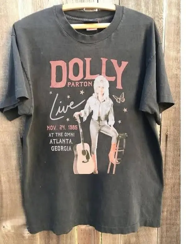 Dolly Parton Iconic Singer Graphic T-Shirt – Must Have Streetwear for Music Fans