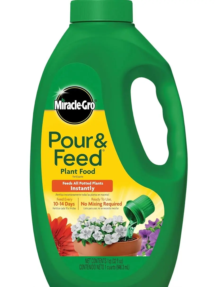 Miracle-Gro Pour & Feed Plant Food, 32 fl. oz. | Outdoor and Indoor Plant Fertilizer for Containers, Instantly Feeds