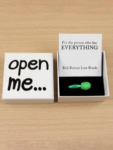 1set Funny Belly Button Brush Gift Box with Humorous "For the Person Who Has Everything" Lint Roller & Lint Brush - Gag Gifts Funny, Funny Birthday Gifts, Unique Home Decor for Friends and Roommates, Ideal for Parties