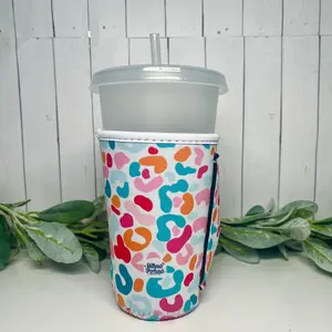 Cheetah Drink Sleeve With Handle | Medium