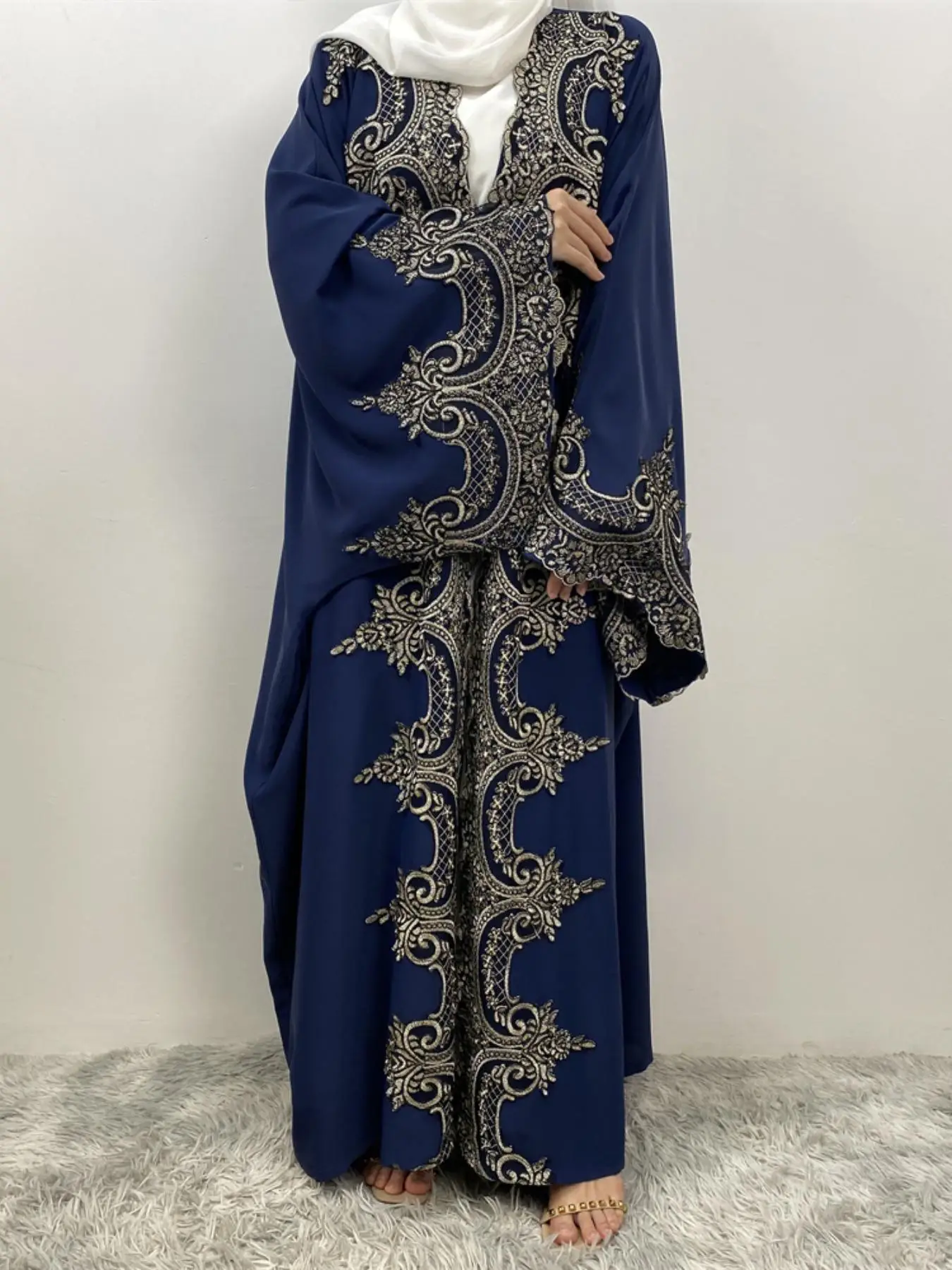 Women's Ethnic Pattern Embroidery Batwing Sleeve Abaya, Modest Casual Long Sleeve Open Front Abaya for Daily Wear, Women's Islamic Clothing for Spring