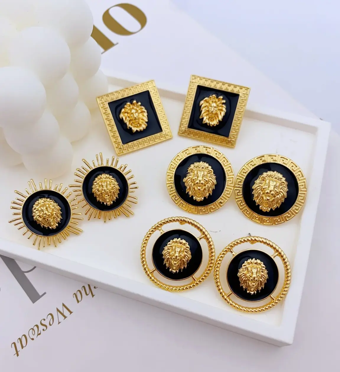 E233-Exaggerated Lion Head Women’s Earrings!