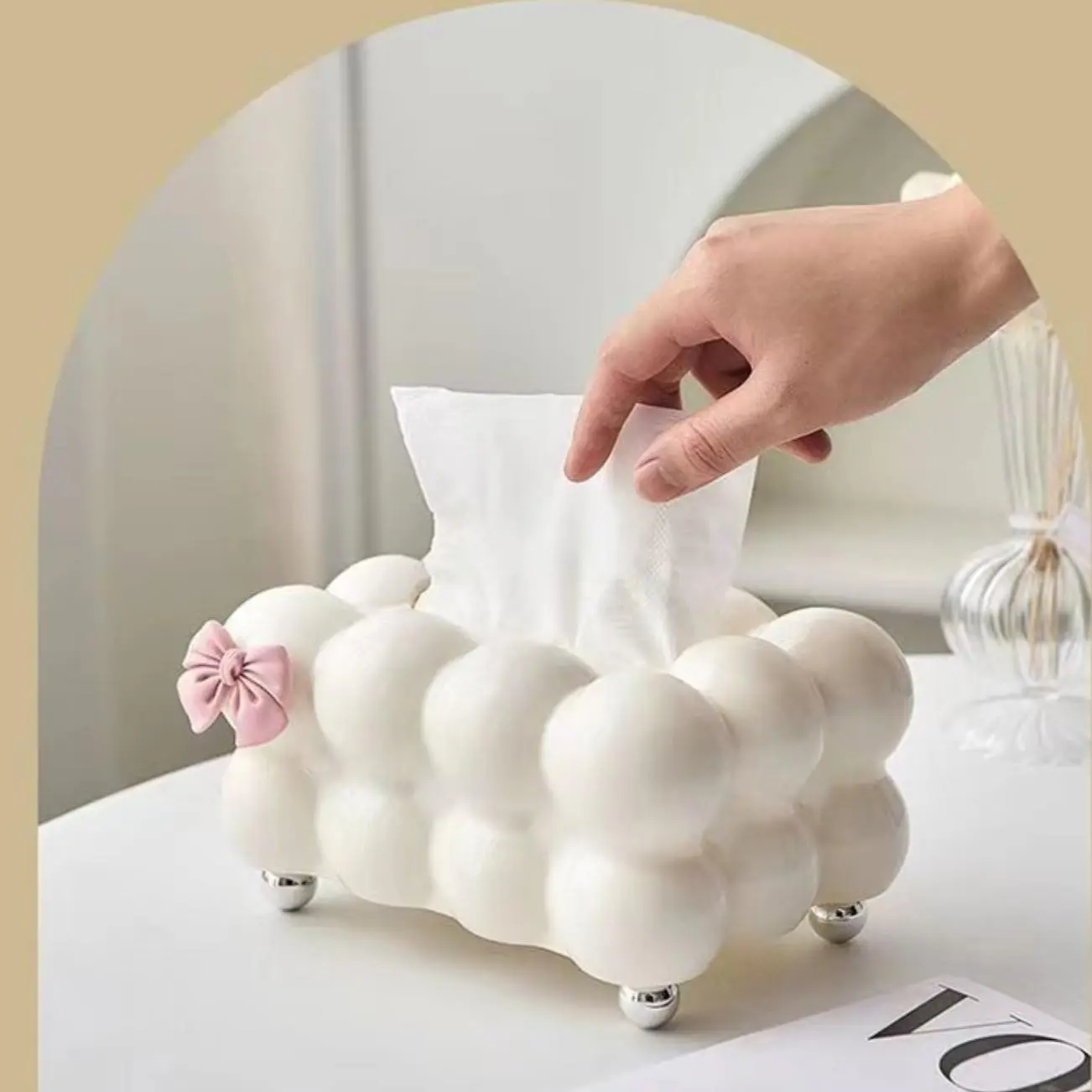 Elegant Bow Organizer Box Stand, Decorative Plastic Desktop Storage, Functional and Stylish, for Bedroom, Dining Room, Living Room, Aesthetic Desk Accessories, Desk Organizer Tidy