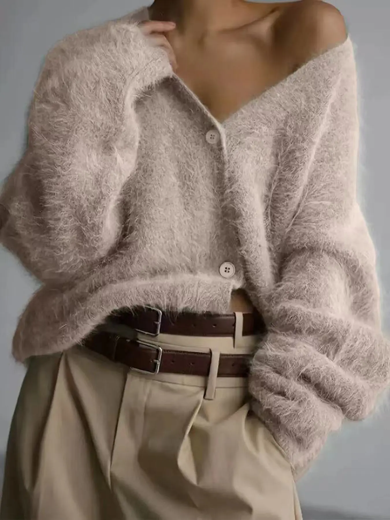 Cozy Off-Shoulder Knit Cardigan with Button Detail and Long Sleeves for Women Women's Solid Button Front Drop Shoulder Sweater, Casual Long Sleeve V Neck Jumper for Fall & Winter, Fashion Ladies' Knitwear for Daily Wear Aesthetic Everyday