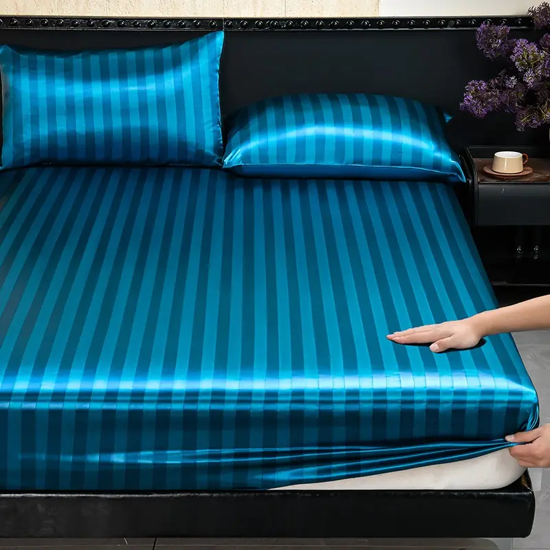 Luxury Satin Striped Fitted Sheet Set, 3-Piece Cooling Silk Feel Bedding, Deep Pockets for Hot Sleepers, Soft & Wrinkle-Resistant, King/queen Size, Soft Bedding Sets
