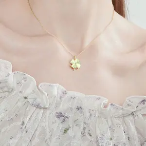 Spinner Fidget Pendant Necklace,Green 4 Leaf Clover Necklace for Women, Lucky Pendant Chain Necklace Jewelry