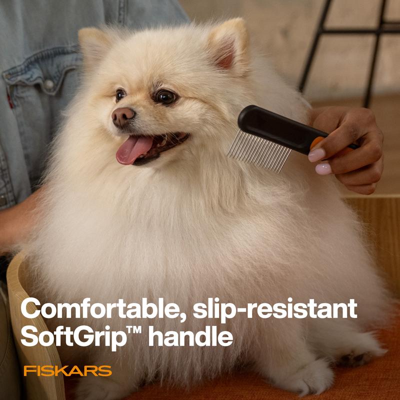 Fiskars Wide Toothed Comb for Pets - Gentle Tangle Removal with Rounded Teeth Ends & Durable Stainless Steel Materials - 7in Length - Suitable for Medium to Long Coats