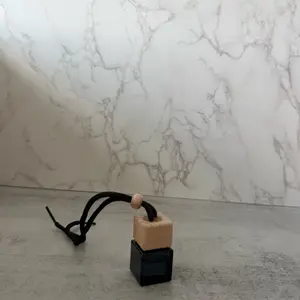 Tabacco Vanilla Scented Air Diffuser for Car and Office!