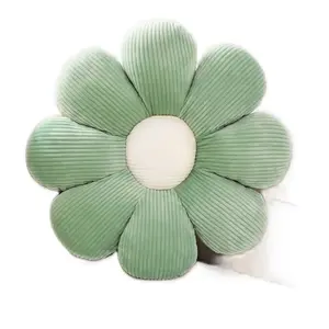 Pretty flower pillows!