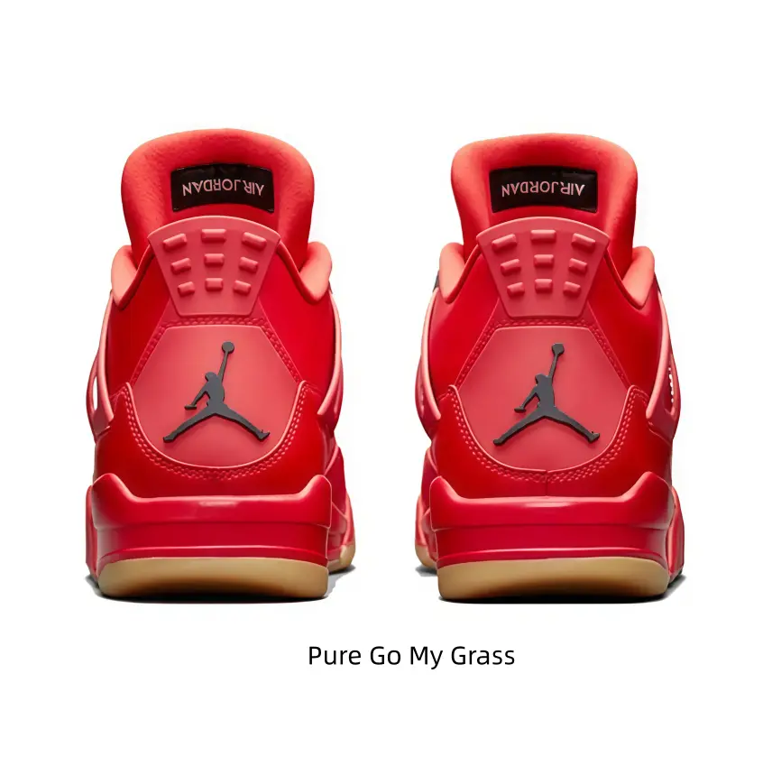 Casual Kicks Sports Collectible Accessories - Must-Have for Elevating Daily Wardrobe Looks