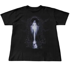 Goth y2k Shirt, Cute shirts, Retro graphic tee, Alt gothic clothing, Cool y2k graphic tees, Grunge shirts, Y2k clothing, Goth tshirt, Unisex  dịch