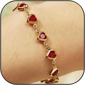 Women's Heart-Shaped Bracelet Exquisite Gold Heart Charm Bracelet Cute Love Heart Bracelet Christmas Bracelet Jewelry