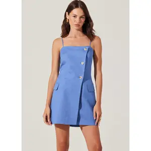 ASTR THE LABEL AZRIA BUTTON-FRONT WRAP DRESS