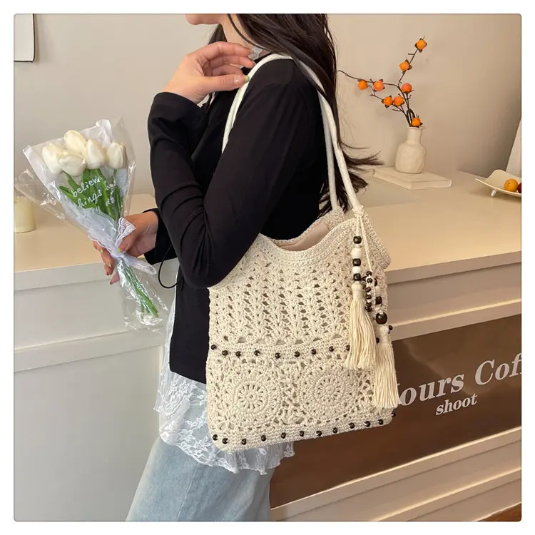 Boho Hand Crochet Hollow Shoulder Tote Bag with Tassel Bead Decoration, Large Capacity Lined Woven Straw Handbag, Vintage Floral Knitted Shopper Bag, Lightweight Casual Beach Bag for Holiday, Outdoor Walk and Daily Shopping