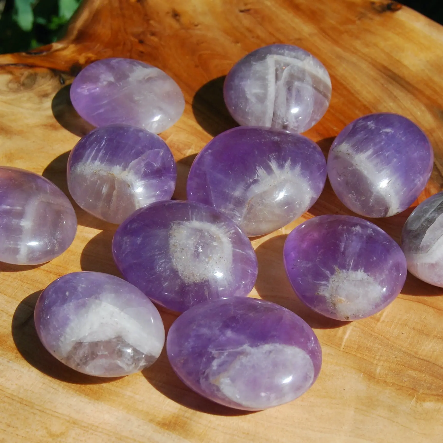 ONE Chevron Amethyst Crystal Palm Stone, Amethyst 'Eye' Seer Stones