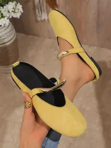 Women's Velvet Strap Metal Buckle Mule Slippers, Casual Flat Shoes, Footwear, Soft Rubber Sole, Perfect for Retro Commute Style, All-Season Wear