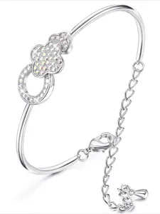 1 Pc Silvery Meaningful Four-Leaf Lucky Cuff Bracelet for Women Men Polished Circle Frame with Dazzling Swarovski Crystals Hypoallergenic Comfortable To Wear Adjustable Design Classic Meaningful Gift Choice for Mother’s Day Anniversaries