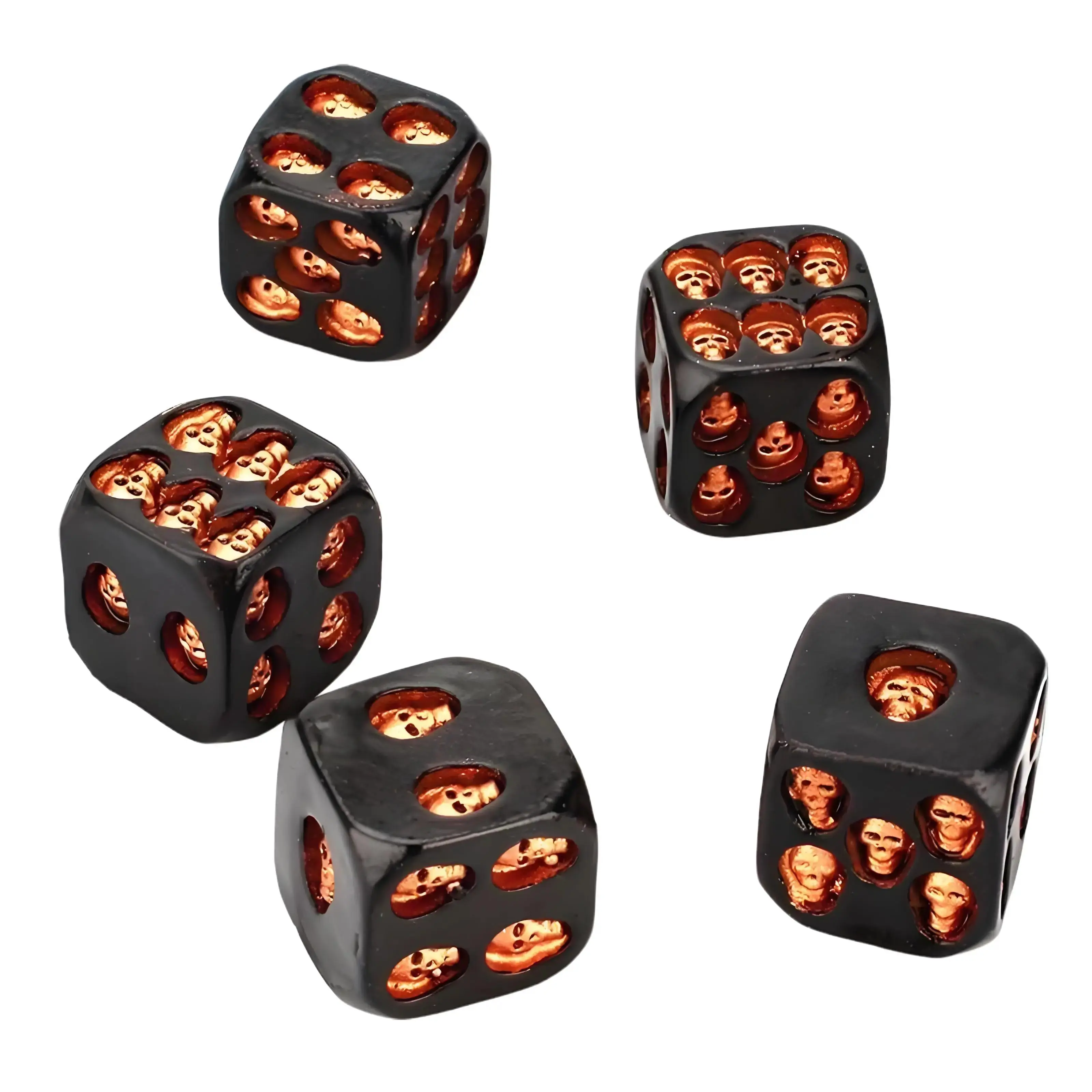 5PCS Gothic-Style Skull Resin Six-Sided Die — A black-and-gold six-sided die featuring an embedded skull motif; sturdy and durable, suitable for tabletop RPGs and board games.