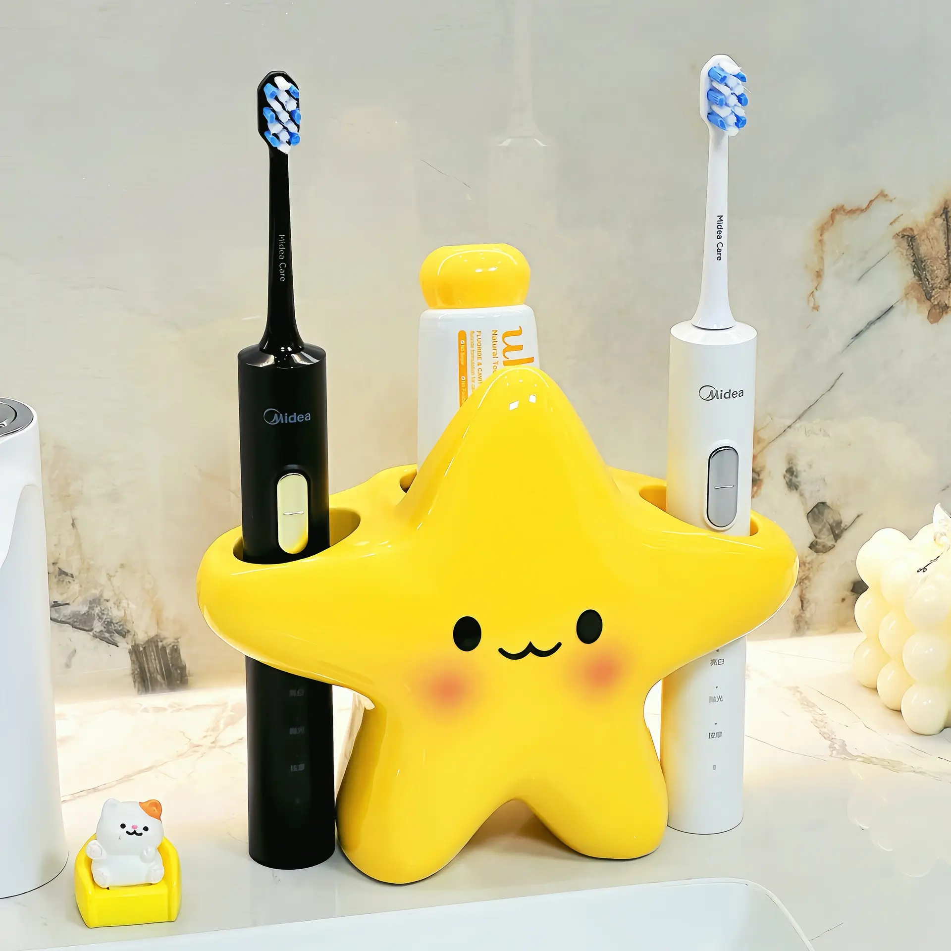 Cute Star-Shaped Toothbrush Holder, Toothbrush Organizer, Independent Plastic Bathroom Storage Box with Smiley Design, Space-Saving Fun Shape for Sink Bathtub, Bathroom Accessory, Toothbrush Holders For Bathrooms, Toothbrush Holder Organizers