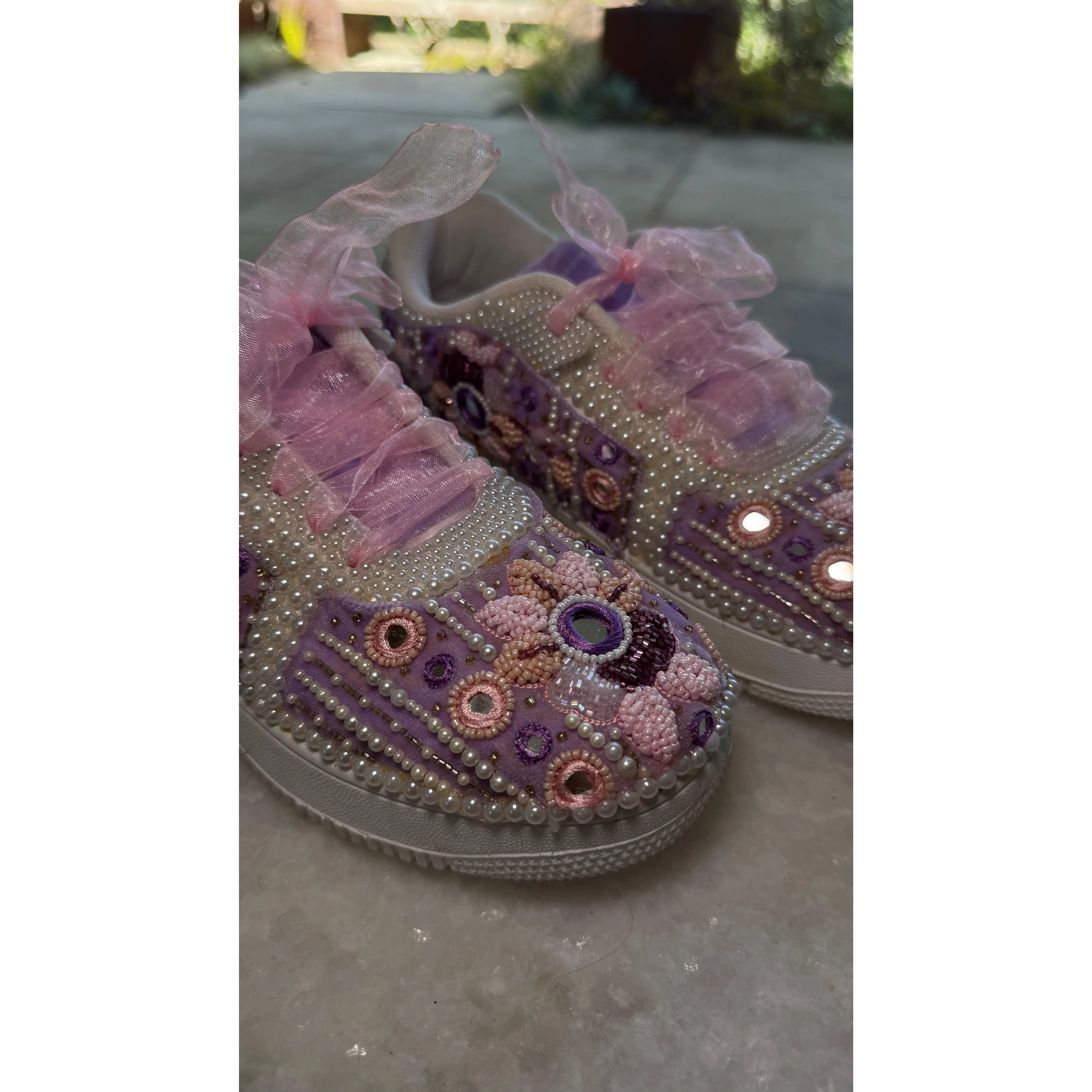 DILKASH Sneakers {Lilac Love}
