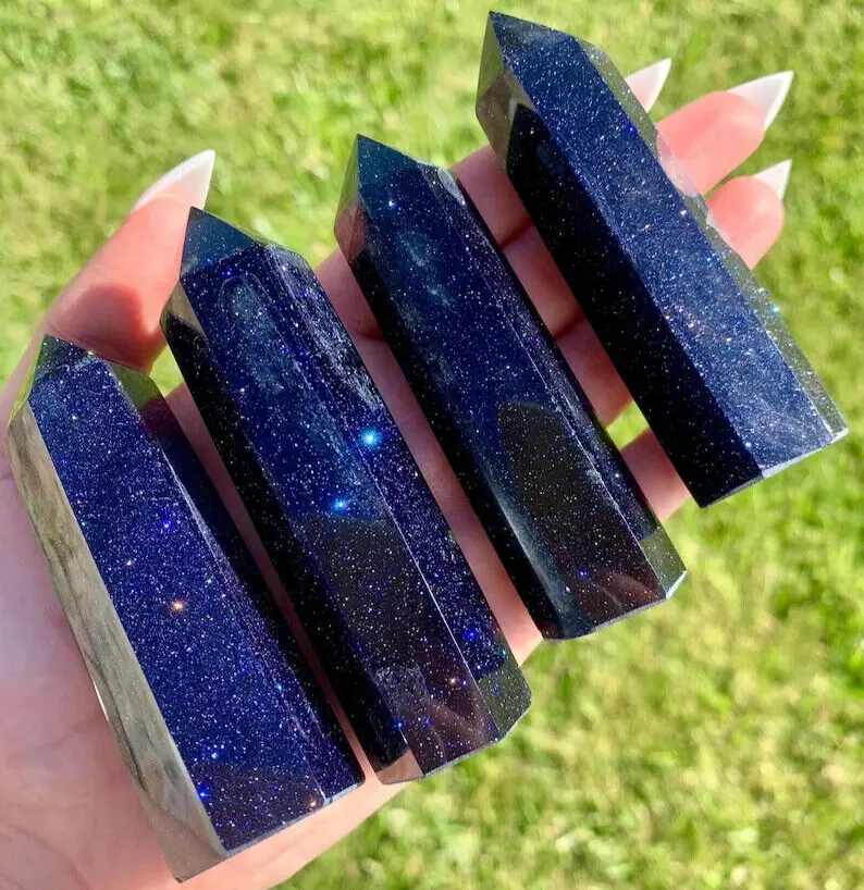 Blue Goldstone Crystal Tower, 8 - 9Cm Polished Point Wand for Home Decoration and Jewelry Making, Promotes Vitality and Helps to Stay Calm, 1 Piece, Meditation, Calm Emotions, Empath Protection Stone, Stabilize Energy, Energy Generator, Tower Form, Attain