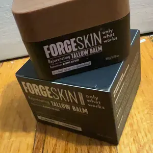 FORGE SKIN Wrinkle Defense & Natural Anti-Aging Beef Tallow Moisturizer for Men - Face Balm Skincare Cream for Dry Rough Skin Tallow-Based Mens Face Lotion for Hydration Firmness Wrinkle Repair & Glow Honey Jojoba Hydrating Smooth Skin Nourishing Moisture