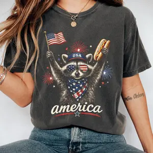 Comfort Colors Feral & Free Raccoon America Hot dogs Y2k Graphic Tee, Funny 4th of July USA Animal Independence Day Unisex T-Shirt - Perfect Gift for Fans
