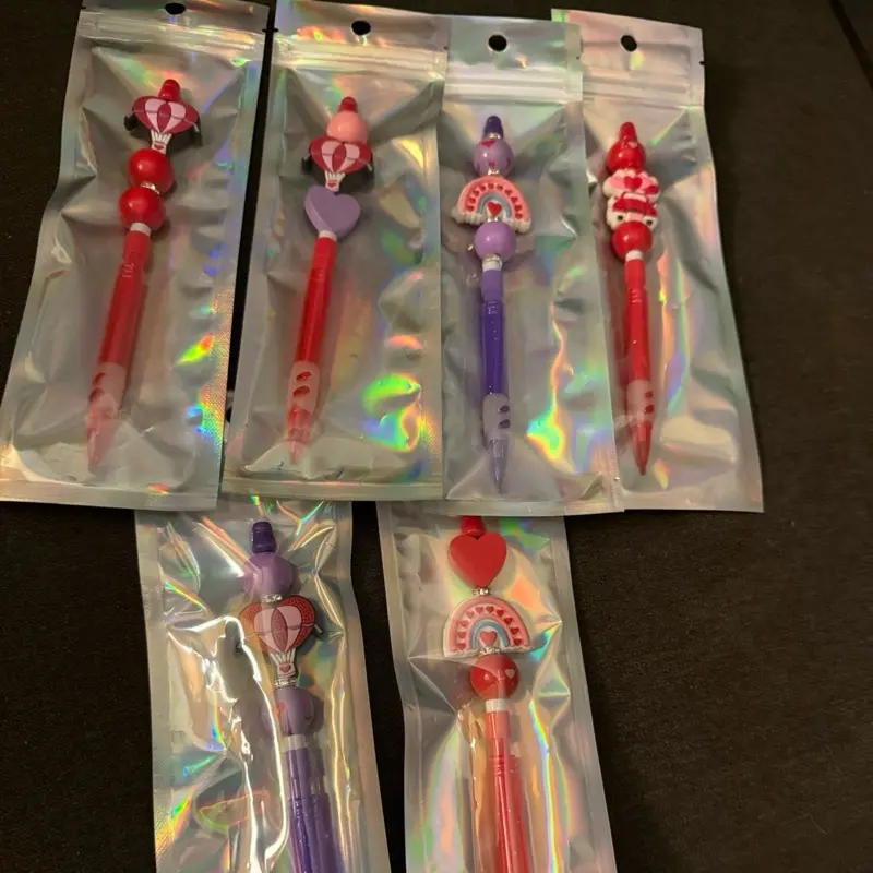 Beaded Mechanical Pencils with Heart Design and Holographic Packaging for School and Office Use