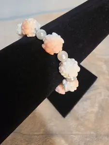 13mm Queen Conch Flower Bracelet with Freshwater Pearl