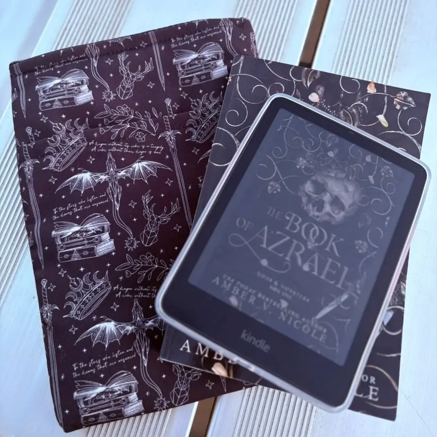 Romantasy Inspired Book & Kindle Sleeve – Protect Your Reads in Style cover Romantasy Inspired Book & Kindle Sleeve – Protect Your Reads in Style cover