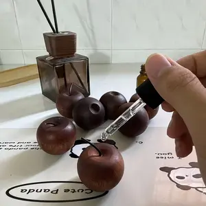 3 Natural Wood Apple-Shaped Diffusers - Solid Wood Essential Oil Diffusers, Gift Bag Included No Batteries Required, Long-Lasting Fragrance, Suitable for Home and Car Use, Perfect for Holiday Decor and Gifting, Aromatherapy Scent Diffuser